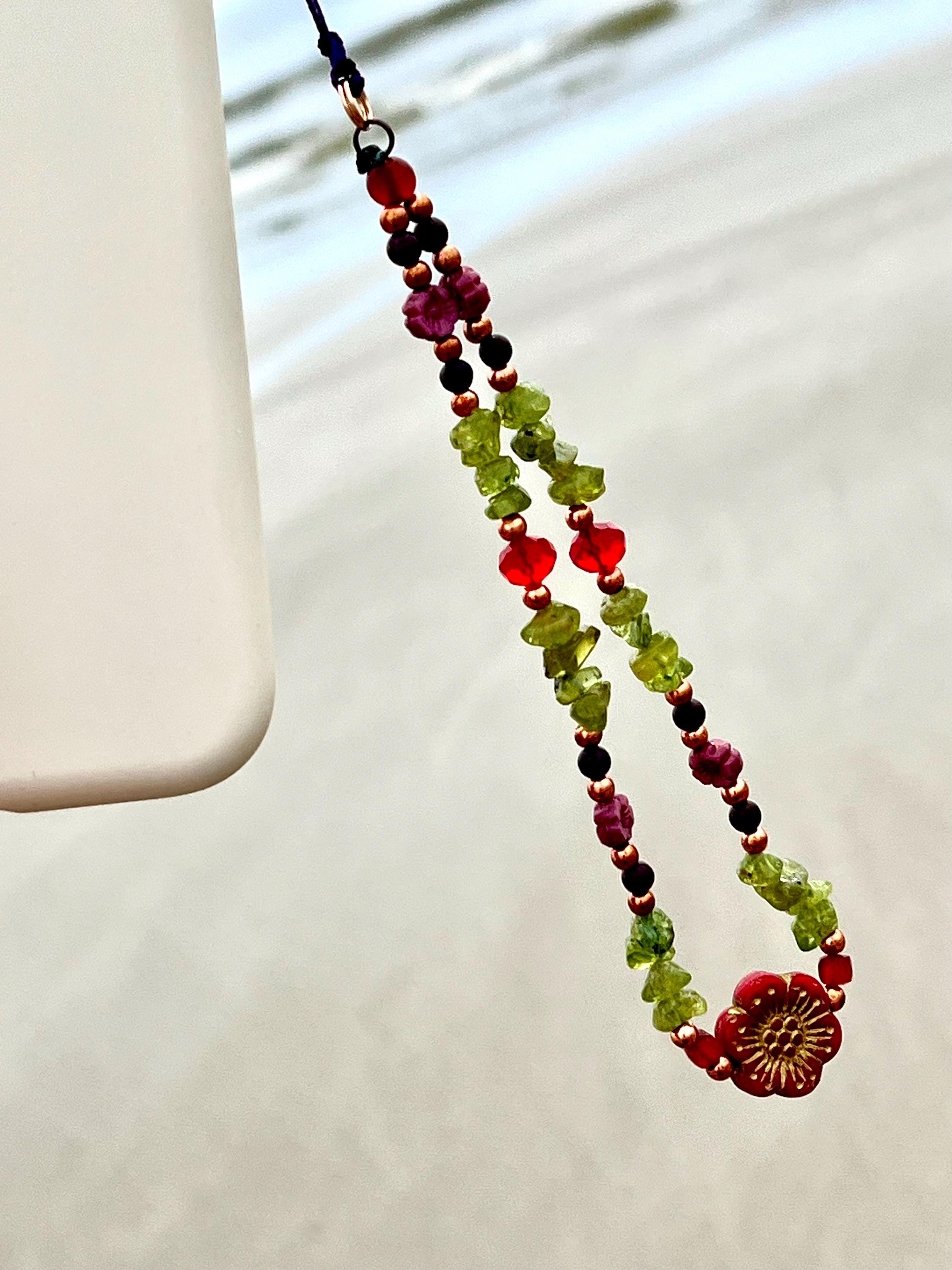 Peridot Phone Chain, August Zodiac Gemstone Strap, Healing Crystal Phone Bracelet, Bead Key Charm, Floral Phone Wristlet, Phone Case String