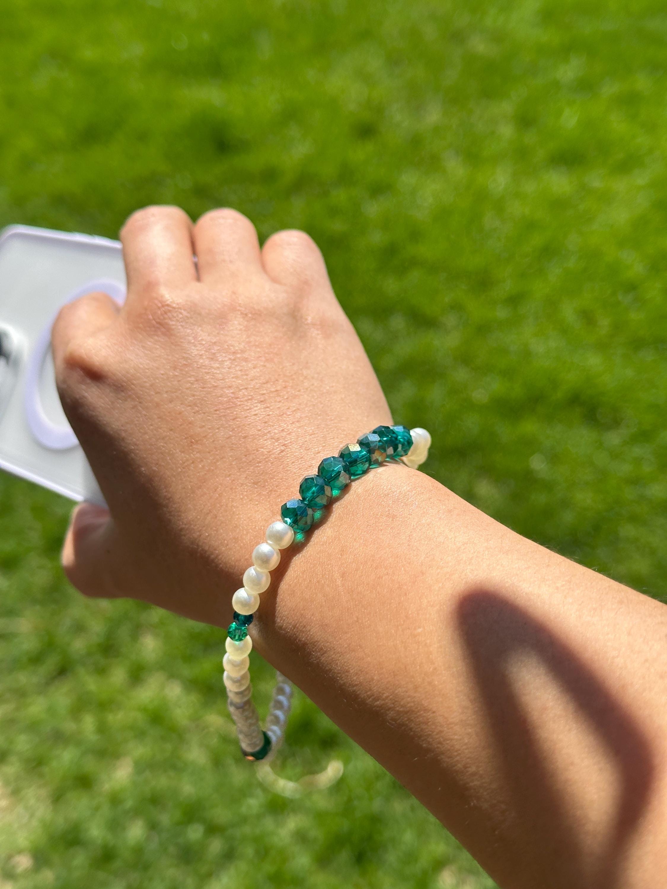 Emerald Green Crystal Pearl Phone Strap, Vintage Style Beaded Wristlet